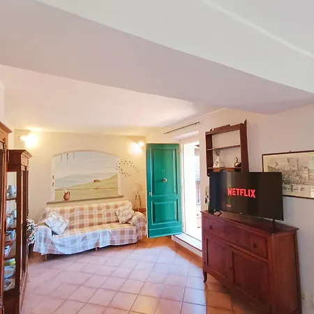 Gest Short Rent 5 * Сиена
